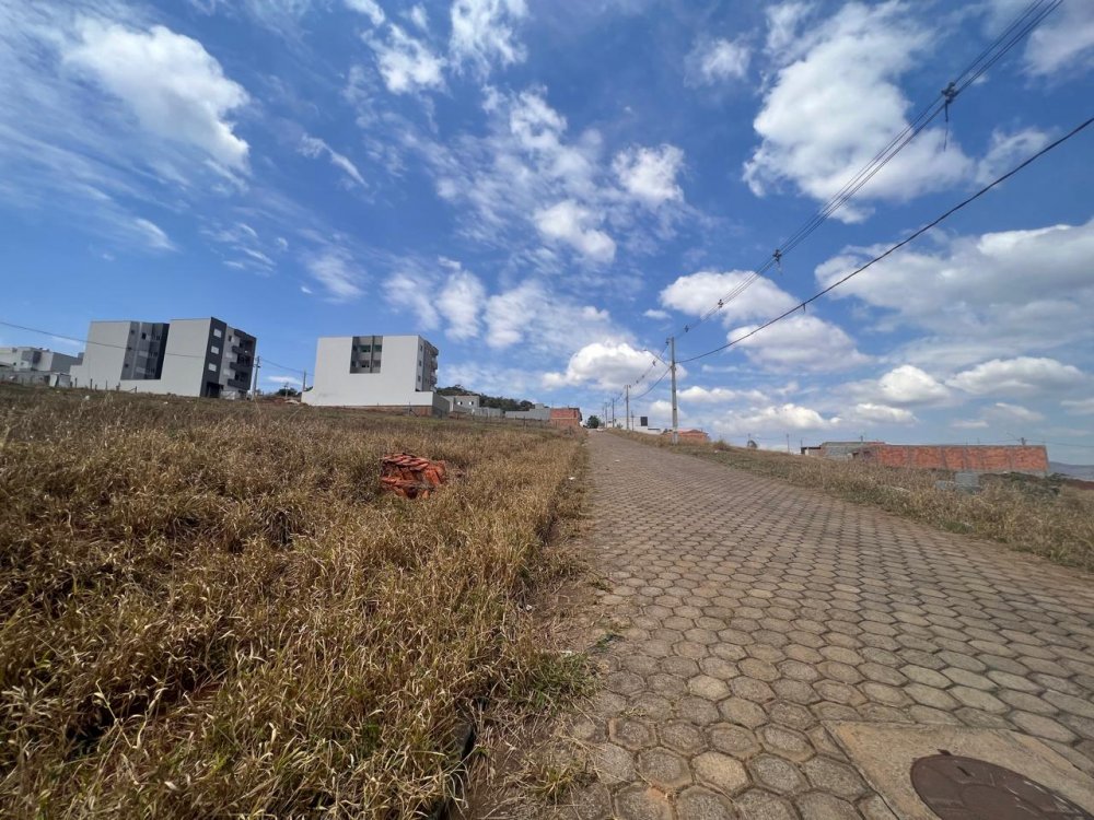 Terreno - Venda - Santa Cruz - Cambu - MG